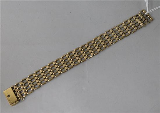 A 9ct gold gate-link bracelet.